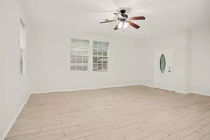 2446 Catherine St, Dallas, TX 75211 - Photo 2