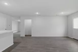 816 Bluffview Dr, Cleburne, TX 76031 - Photo 14