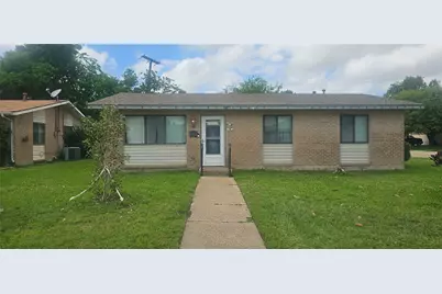 1001 W Grubb Drive, Mesquite, TX 75149 - Photo 1