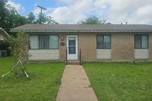 1001 W Grubb Dr, Mesquite, TX 75149 - Photo 1