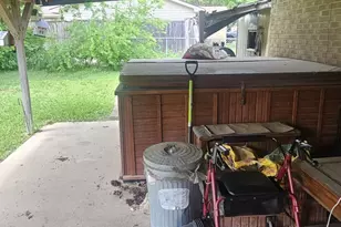 1001 W Grubb Dr, Mesquite, TX 75149 - Photo 8