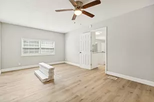 422 Stone St, Mineola, TX 75773 - Photo 16