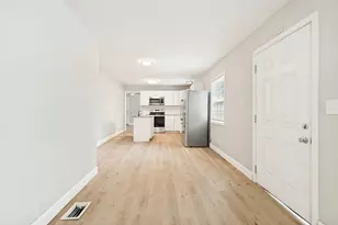 422 Stone St, Mineola, TX 75773 - Photo 8