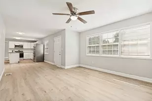 422 Stone St, Mineola, TX 75773 - Photo 4