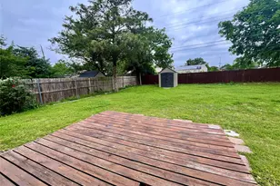 1105 Springdale Rd, Bedford, TX 76021 - Photo 18