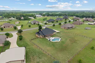112 Eagle Moor Ln, Weatherford, TX 76087 - Photo 38