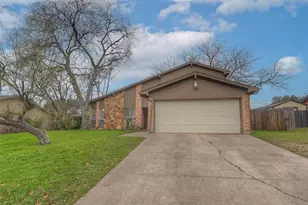 1024 Edgewood Trail, Benbrook, TX 76126 - Photo 2