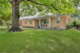 10838 Caprock Cir, Dallas, TX 75218 - Photo 2