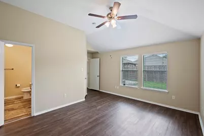 5589 Hunters Bend Lane, Dallas, TX 75249 - Photo 16