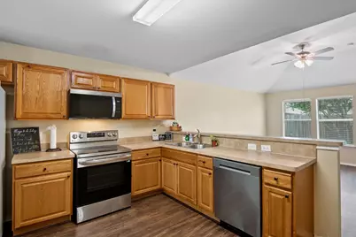 5589 Hunters Bend Lane, Dallas, TX 75249 - Photo 8