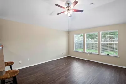 5589 Hunters Bend Lane, Dallas, TX 75249 - Photo 12