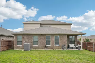 701 Indian Hawthorn Drive, Glenn Heights, TX 75154 - Photo 34