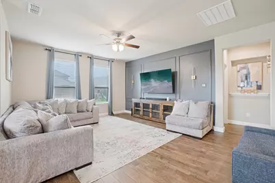 701 Indian Hawthorn Drive, Glenn Heights, TX 75154 - Photo 10