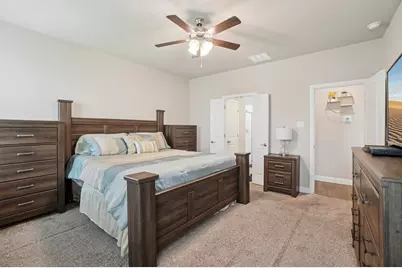 701 Indian Hawthorn Drive, Glenn Heights, TX 75154 - Photo 16