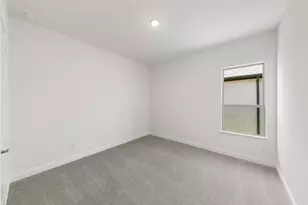 4017 Eagles Bluff Rd, Midlothian, TX 76065 - Photo 8