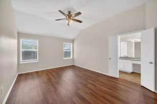 548 Marybeth Dr, Burleson, TX 76028 - Photo 18