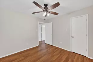 548 Marybeth Dr, Burleson, TX 76028 - Photo 24