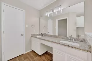 548 Marybeth Dr, Burleson, TX 76028 - Photo 20