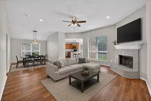 548 Marybeth Dr, Burleson, TX 76028 - Photo 4