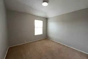2805 Crater Lake Ln, Denton, TX 76210 - Photo 20
