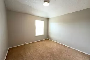2805 Crater Lake Ln, Denton, TX 76210 - Photo 20