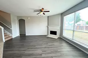 2805 Crater Lake Ln, Denton, TX 76210 - Photo 2
