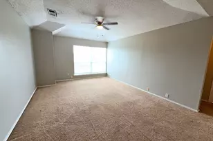 2805 Crater Lake Ln, Denton, TX 76210 - Photo 16