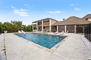505 S Bluegrove Rd, Lancaster, TX 75146 - Photo 34