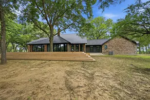 410 Arkansas Rd, Sadler, TX 76264 - Photo 32