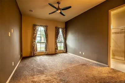 185 Carrington Lane, Lewisville, TX 75067 - Photo 2