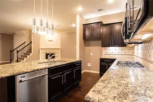 185 Carrington Ln, Lewisville, TX 75067 - Photo 12