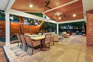 10106 Crestover Cir, Dallas, TX 75229 - Photo 2