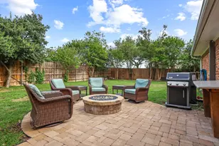 10106 Crestover Cir, Dallas, TX 75229 - Photo 32