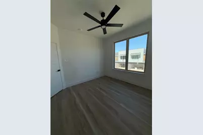 5632 Mesa Circle, Dallas, TX 75235 - Photo 20