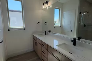 5632 Mesa Cir, Dallas, TX 75235 - Photo 30