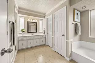 9731 Amberley Dr, Dallas, TX 75243 - Photo 22