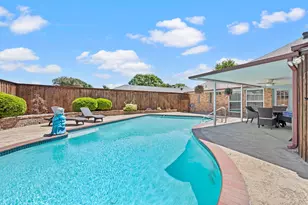 9731 Amberley Dr, Dallas, TX 75243 - Photo 2