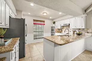 9731 Amberley Dr, Dallas, TX 75243 - Photo 16