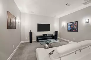 6811 Del Norte Ln, Dallas, TX 75225 - Photo 16