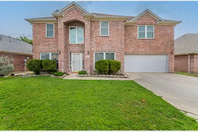 6415 Viking Trail, Arlington, TX 76001 - Photo 1