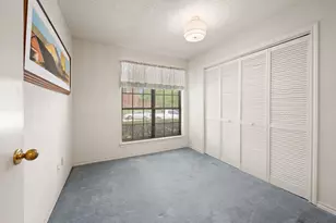 3910 Larkin Ln, Garland, TX 75043 - Photo 20