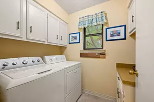 3910 Larkin Ln, Garland, TX 75043 - Photo 18