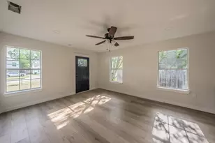 5608 Birchman Ave, Fort Worth, TX 76107 - Photo 4