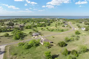 19126 White Bluff Dr, Whitney, TX 76692 - Photo 10