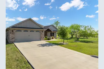 19126 White Bluff Drive, Whitney, TX 76692 - Photo 2