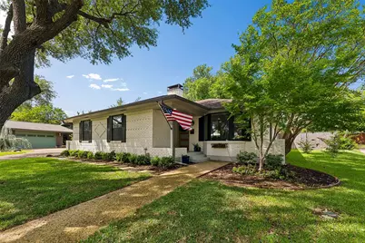 6735 Kingsbury Drive, Dallas, TX 75231 - Photo 1