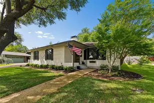 6735 Kingsbury Dr, Dallas, TX 75231 - Photo 2