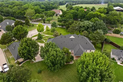 2202 Somerset, Midlothian, TX 76065 - Photo 38
