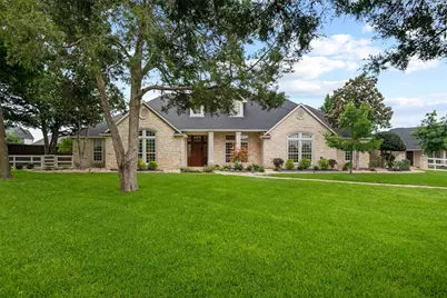 2202 Somerset, Midlothian, TX 76065 - Photo 1