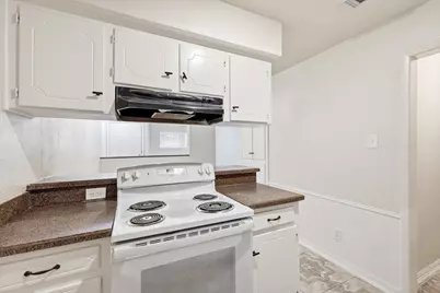 756 E Pecan Street, Hurst, TX 76053 - Photo 14